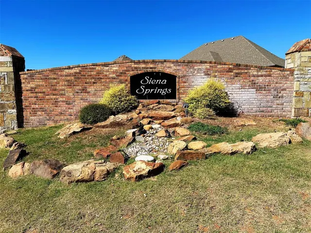 Front exterior — 709 Manzano Drive, Norman, OK 73071