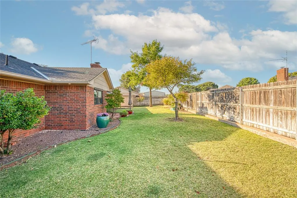 Photo 23 — 311 PEGGY Drive, Elk City, OK 73644