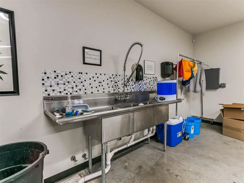 Photo 44 — 1610 N Harrison Street, Shawnee, OK 74804