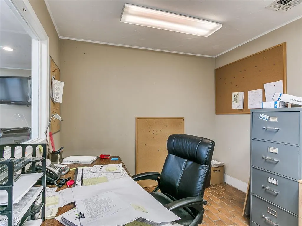 Photo 21 — 1602 N Harrison Avenue, Shawnee, OK 74804