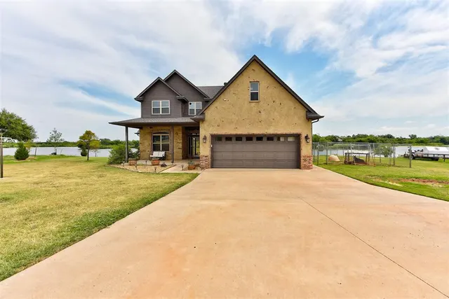 Photo 2 — 9308 Lake Drive, Piedmont, OK 73078