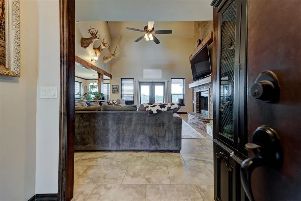 Photo 5 — 9308 Lake Drive, Piedmont, OK 73078