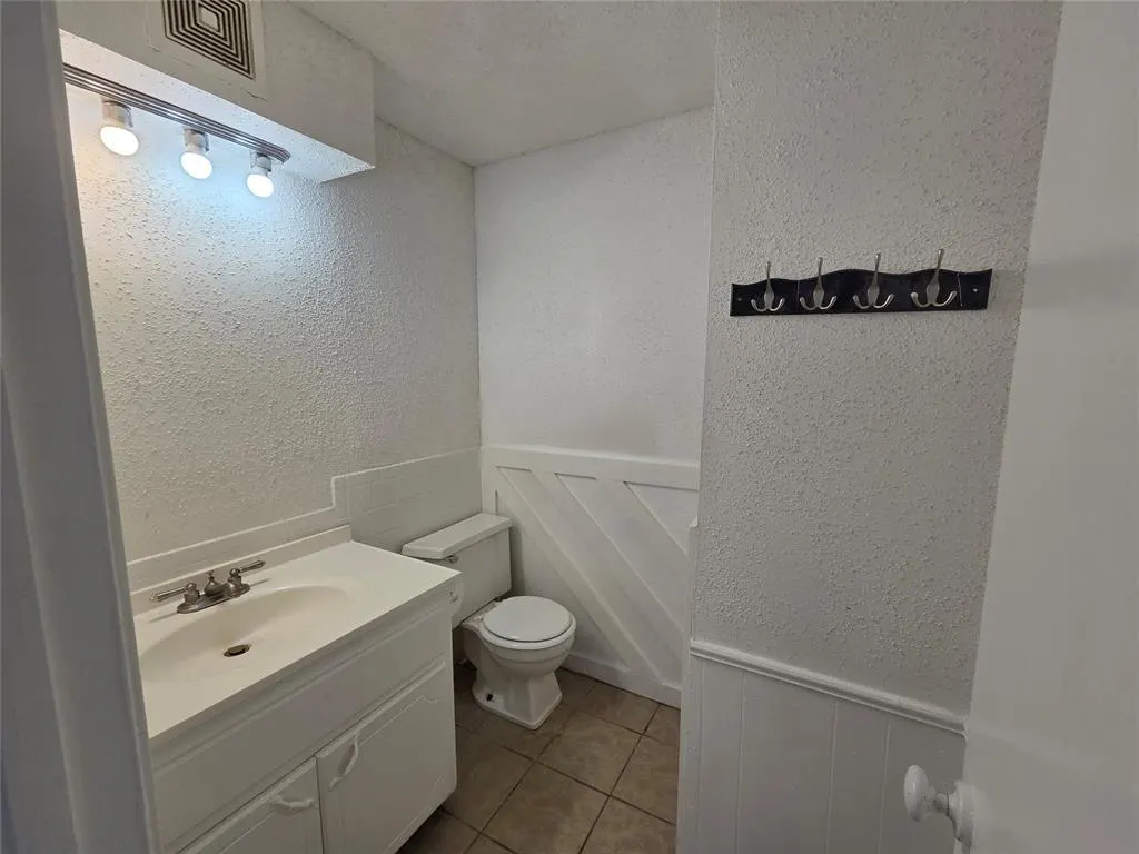 Photo 9 — 401 SE 12th Street 156, Norman, OK 73071