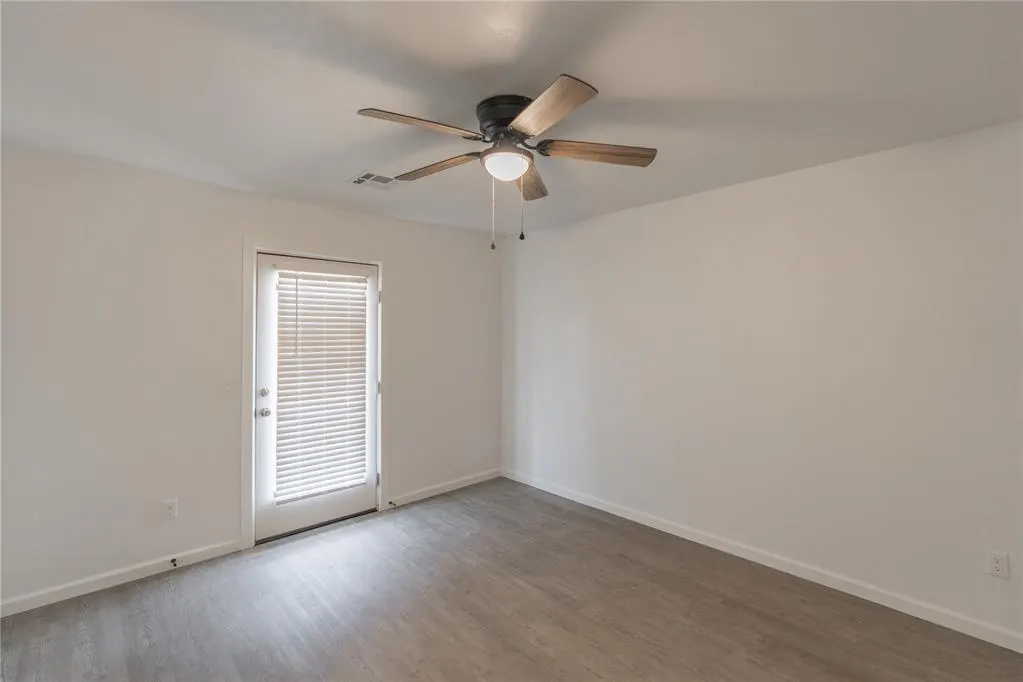 Photo 7 — 533 Parkhill Circle, Newcastle, OK 73065