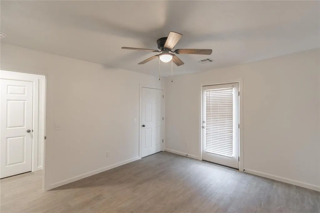 Photo 9 — 531 Parkhill Circle, Newcastle, OK 73065