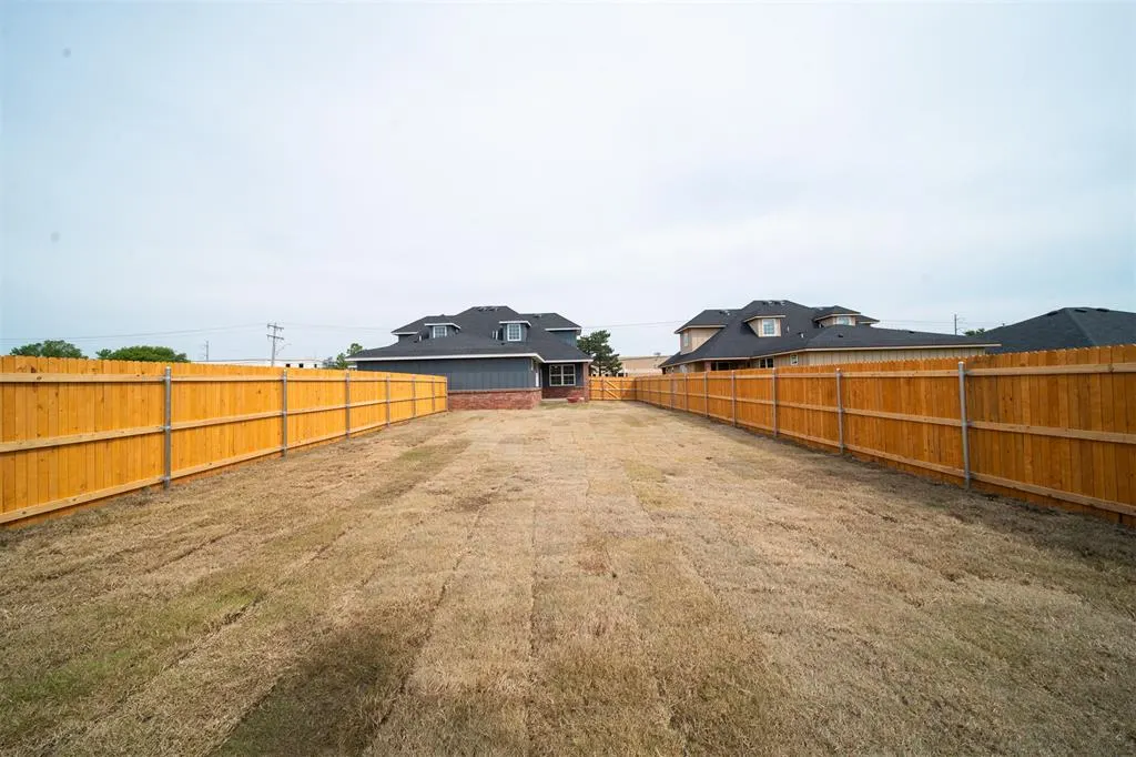 Photo 26 — 232 NW 122nd Street, Oklahoma City, OK 73114