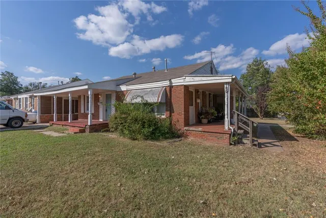 Front exterior — 441 Showalter Drive, Midwest City, OK 73110