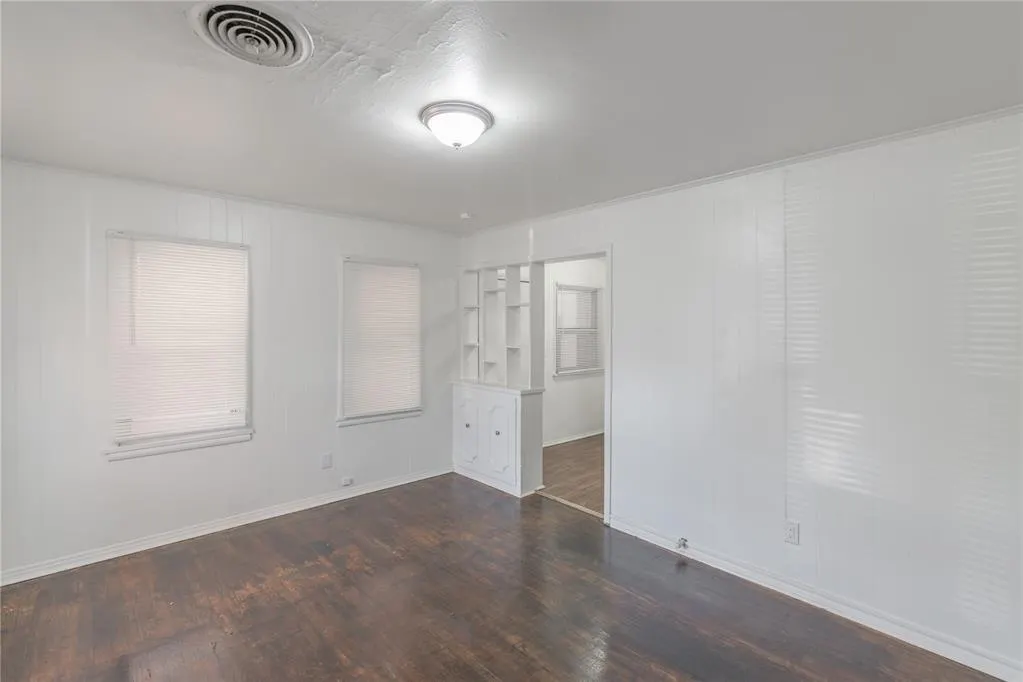 Photo 6 — 441 Showalter Drive, Midwest City, OK 73110
