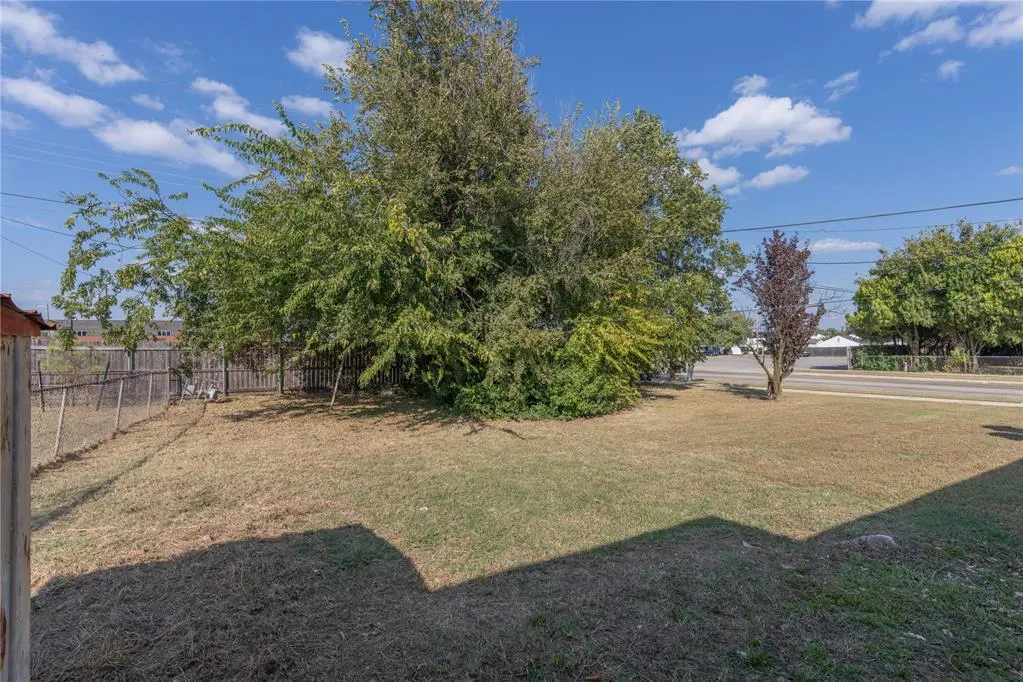 Photo 19 — 441 Showalter Drive, Midwest City, OK 73110