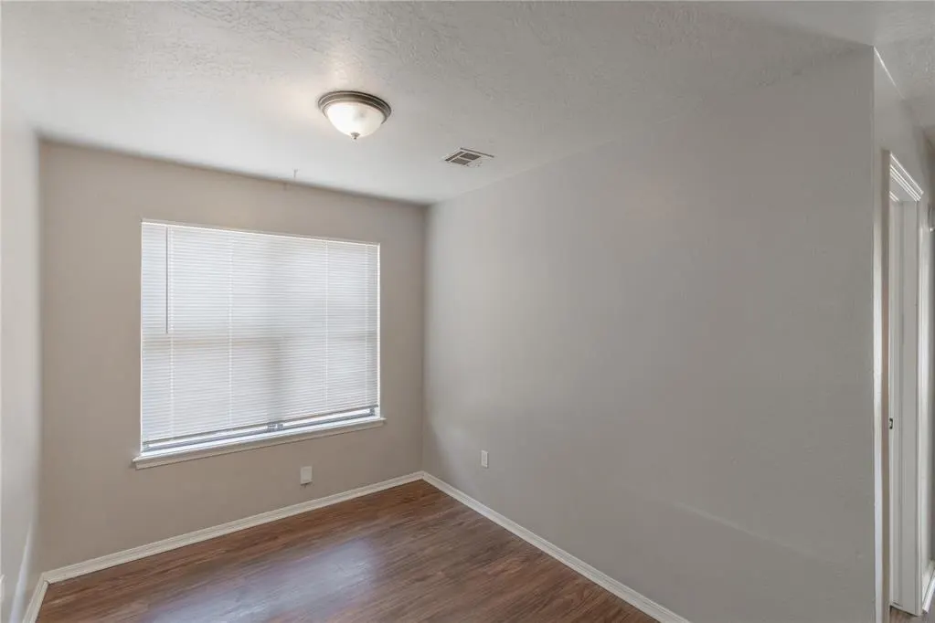 Photo 7 — 152 Barrett Place, Edmond, OK 73003