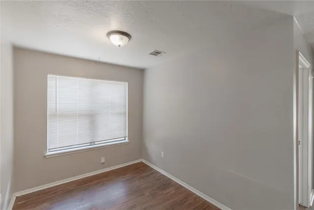 Photo 7 — 152 Barrett Place, Edmond, OK 73003