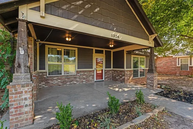 Photo 2 — 1324 N Missouri Avenue, Oklahoma City, OK 73117