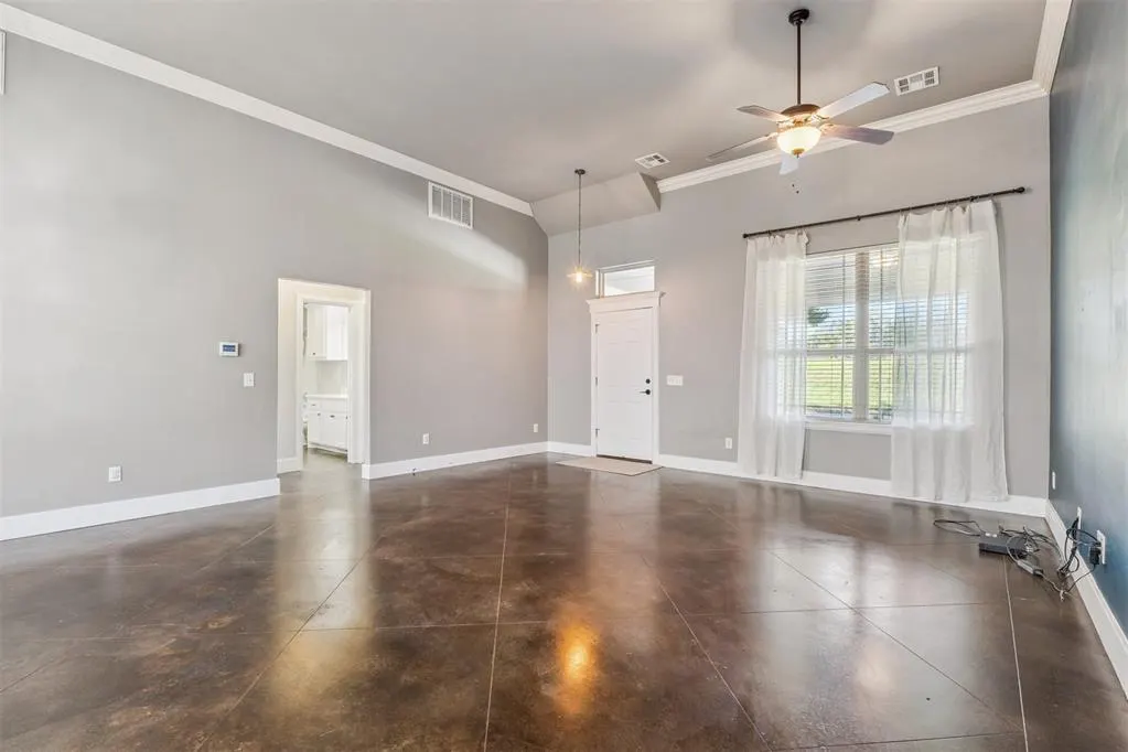Photo 3 — 1324 N Missouri Avenue, Oklahoma City, OK 73117