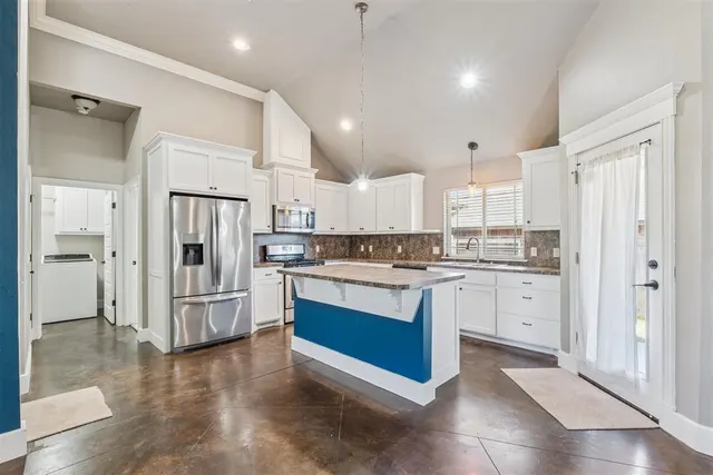 Photo 6 — 1324 N Missouri Avenue, Oklahoma City, OK 73117
