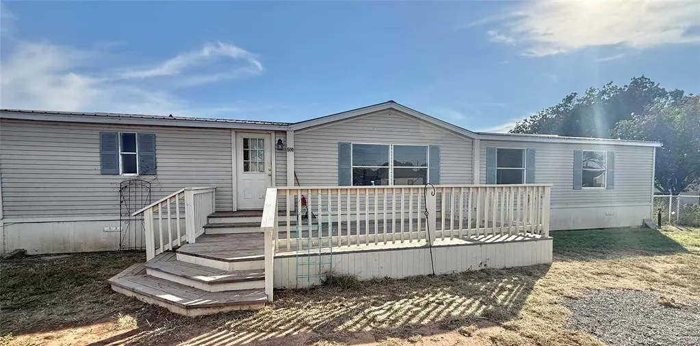 Photo 2 — 500 E 7TH Street, Blair, OK 73526