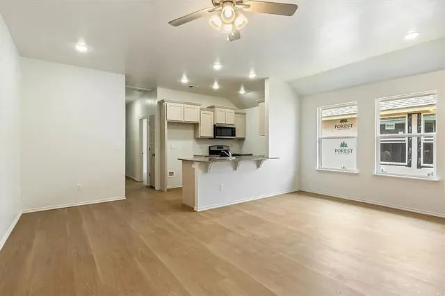 Photo 6 — 1312 SW New York Avenue B, Lawton, OK 73501