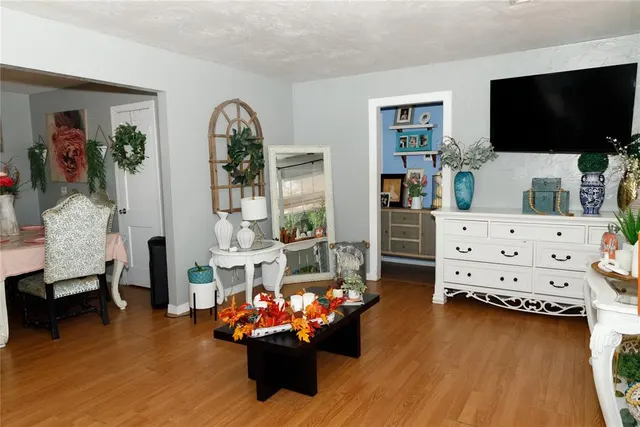 Photo 4 — 4045 NW 33rd Street, Oklahoma City, OK 73112