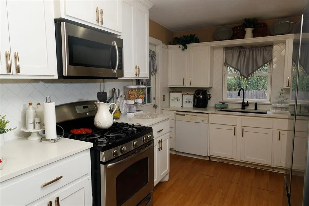 Photo 11 — 4045 NW 33rd Street, Oklahoma City, OK 73112