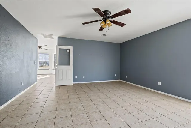 Photo 4 — 704 W Ridge Avenue, McAlester, OK 74501
