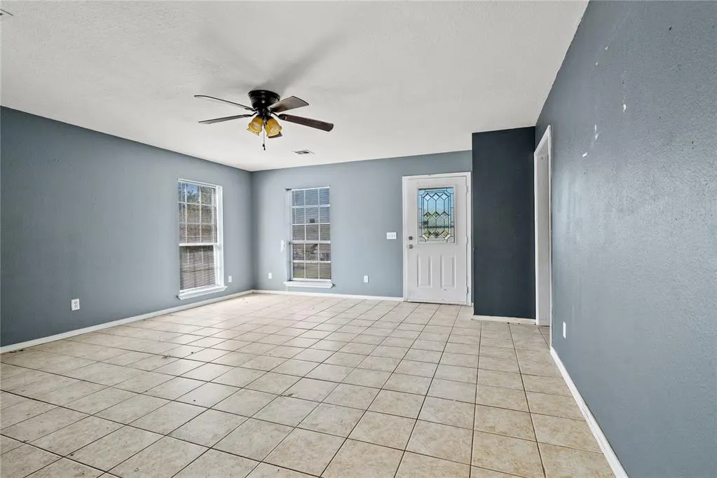 Photo 5 — 704 W Ridge Avenue, McAlester, OK 74501