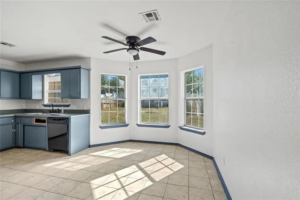Photo 7 — 704 W Ridge Avenue, McAlester, OK 74501
