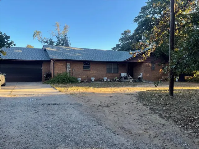 Front exterior — 29708 Waco Road, McLoud, OK 74851