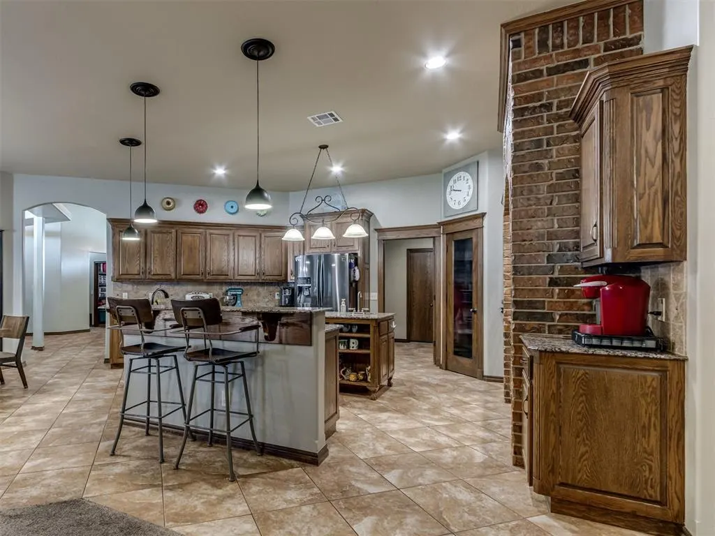 Photo 11 — 513 NW 154th Street, Edmond, OK 73013