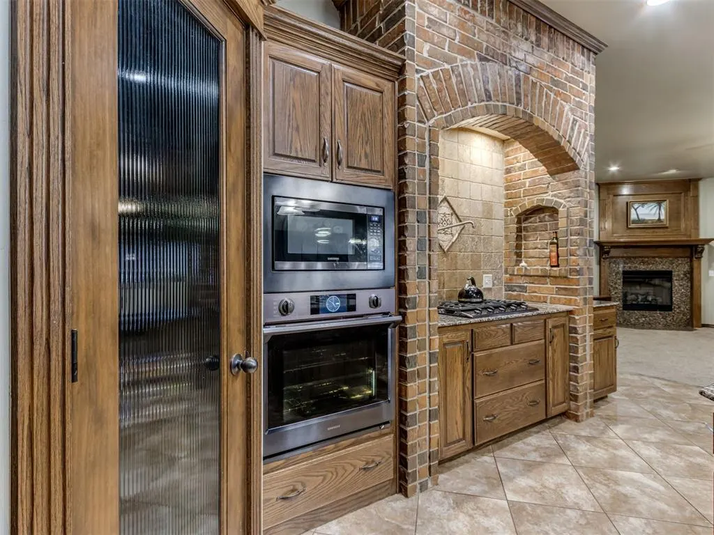 Photo 16 — 513 NW 154th Street, Edmond, OK 73013
