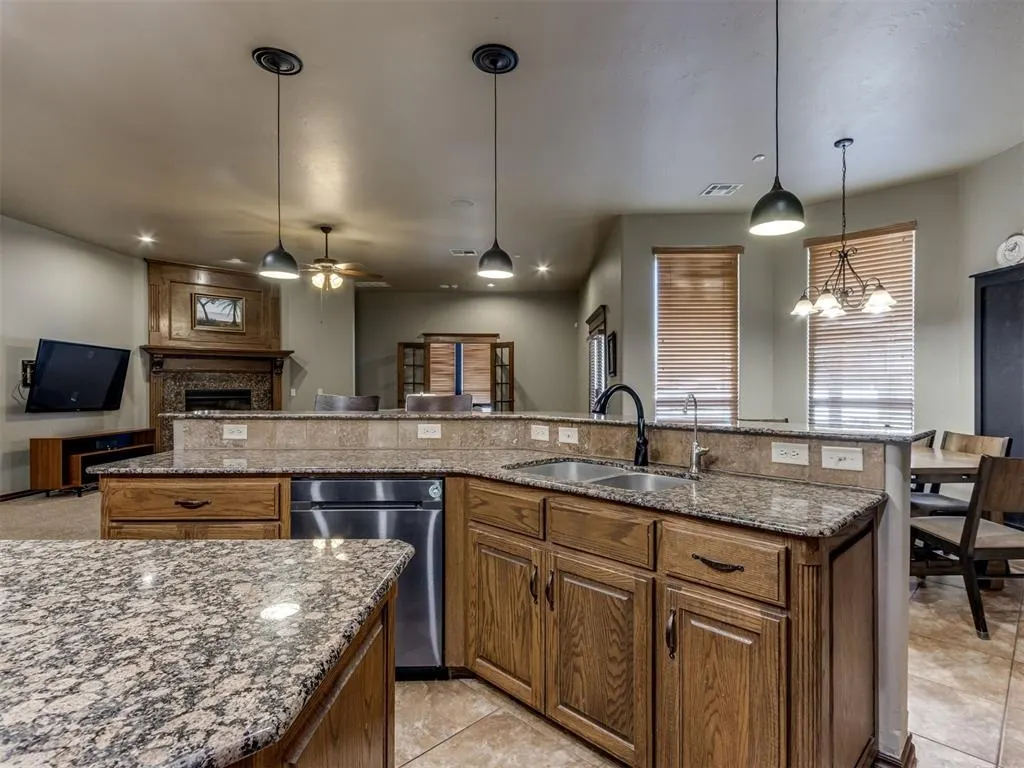 Photo 17 — 513 NW 154th Street, Edmond, OK 73013