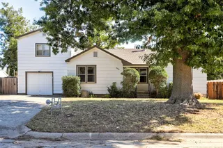 Sold home at 4808 N Willow Avenue