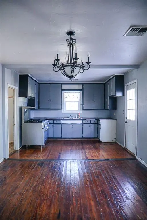 Photo 5 — 801 E 1st Street, Cordell, OK 73632