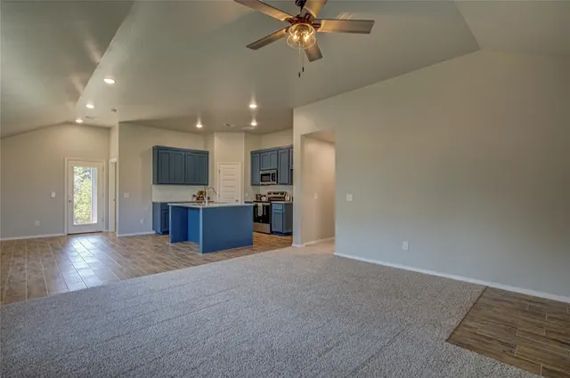 Photo 6 — 2813 Scissortail Boulevard, Chickasha, OK 73018