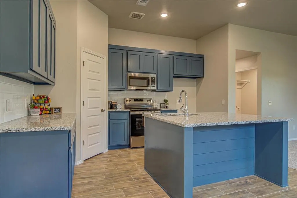 Photo 14 — 2813 Scissortail Boulevard, Chickasha, OK 73018