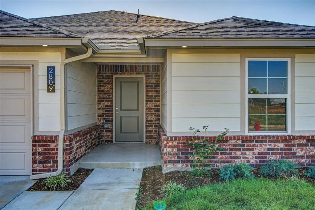 Photo 4 — 2809 Scissortail Boulevard, Chickasha, OK 73018