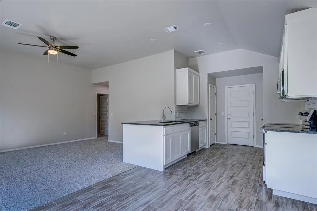 Photo 12 — 2809 Scissortail Boulevard, Chickasha, OK 73018