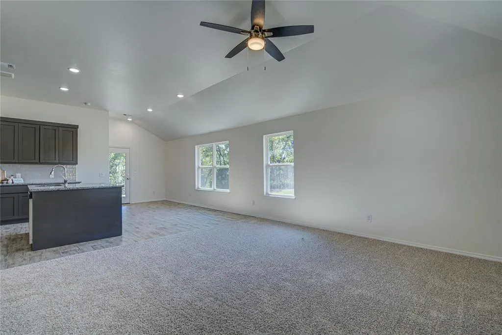 Photo 7 — 2405 S 27th Court, Chickasha, OK 73018