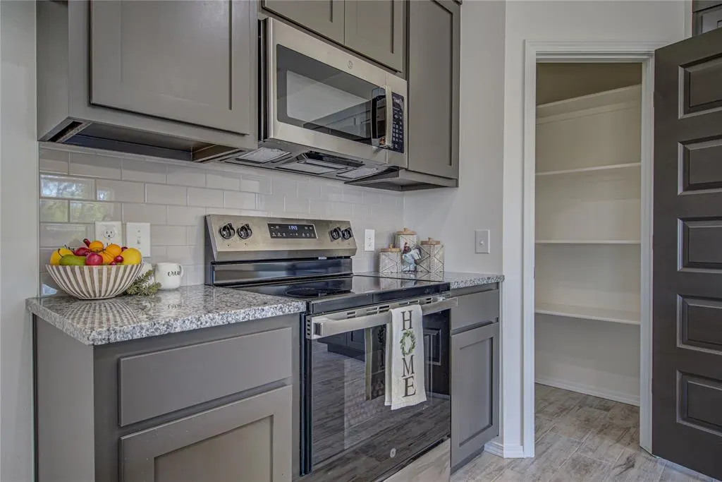 Photo 15 — 2405 S 27th Court, Chickasha, OK 73018