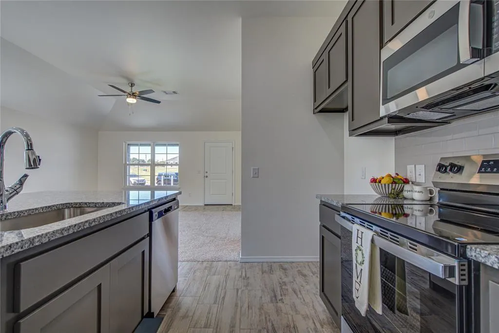 Photo 16 — 2405 S 27th Court, Chickasha, OK 73018