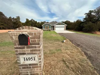 Sold home at 16951 Lantana Loop