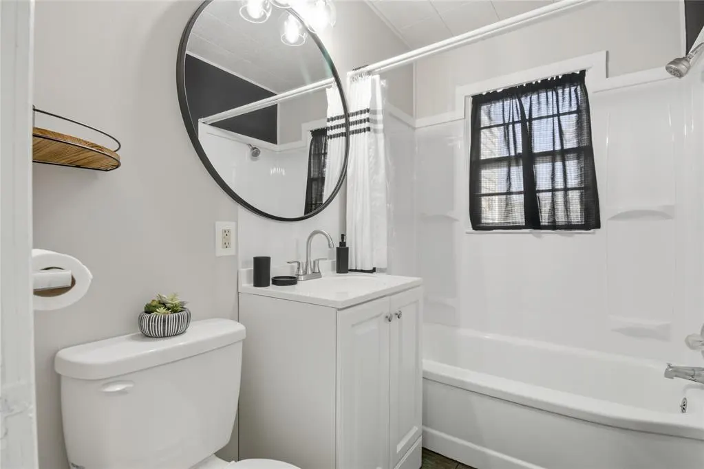 Photo 26 — 414 N Elm Street, Granite, OK 73547