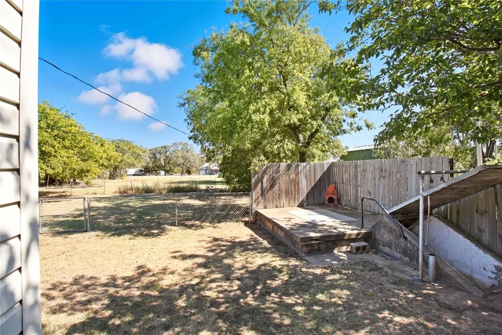 Photo 40 — 414 N Elm Street, Granite, OK 73547