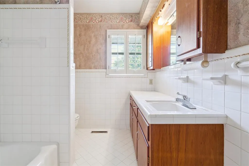 Photo 21 — 2666 Brentwood Drive, Norman, OK 73069