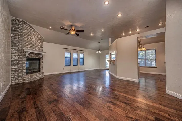 Photo 7 — 7921 NW 81st Street, Oklahoma City, OK 73132