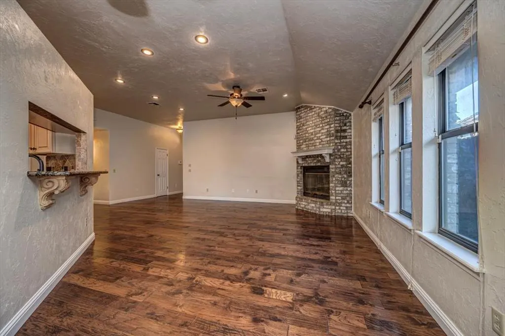 Photo 9 — 7921 NW 81st Street, Oklahoma City, OK 73132
