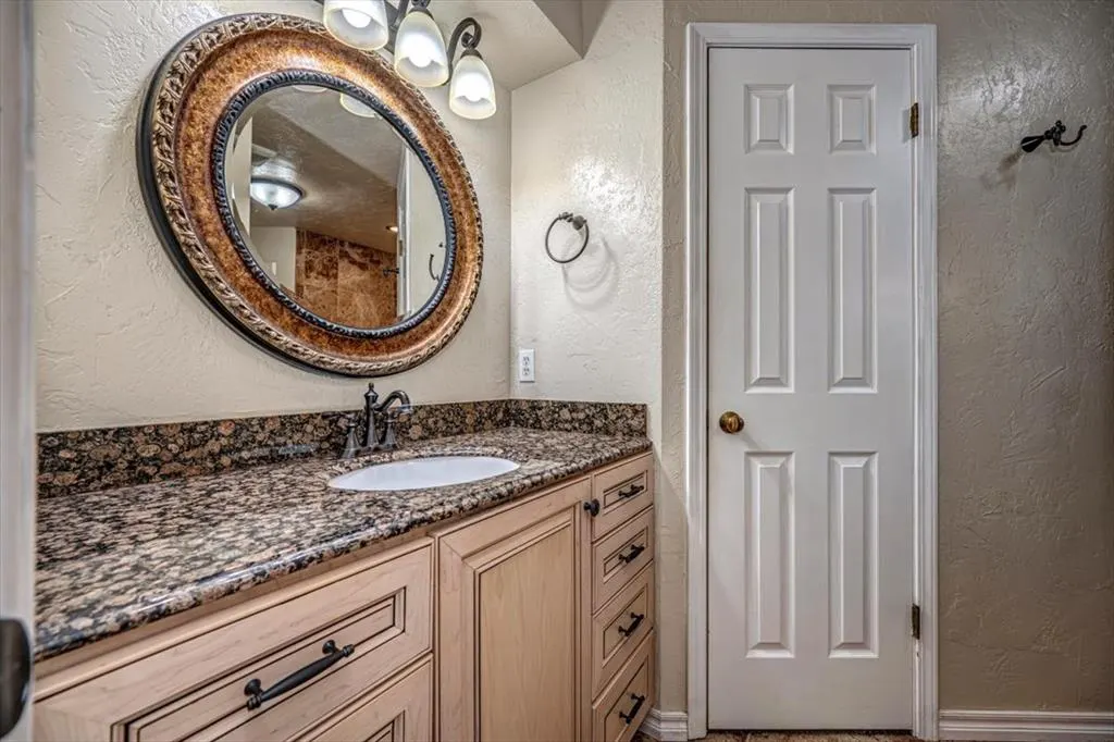Photo 24 — 7921 NW 81st Street, Oklahoma City, OK 73132