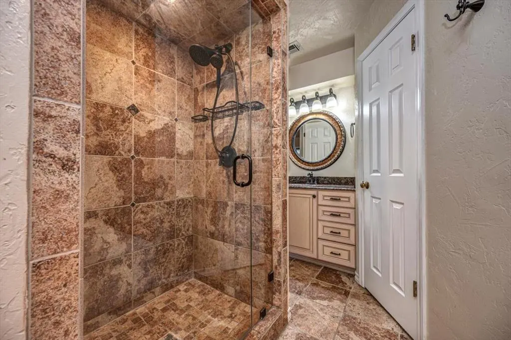 Photo 27 — 7921 NW 81st Street, Oklahoma City, OK 73132