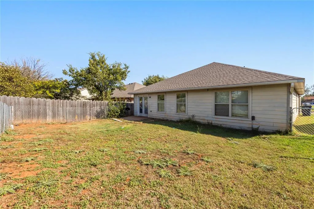 Photo 15 — 918 valleyview Road, Enid, OK 73701