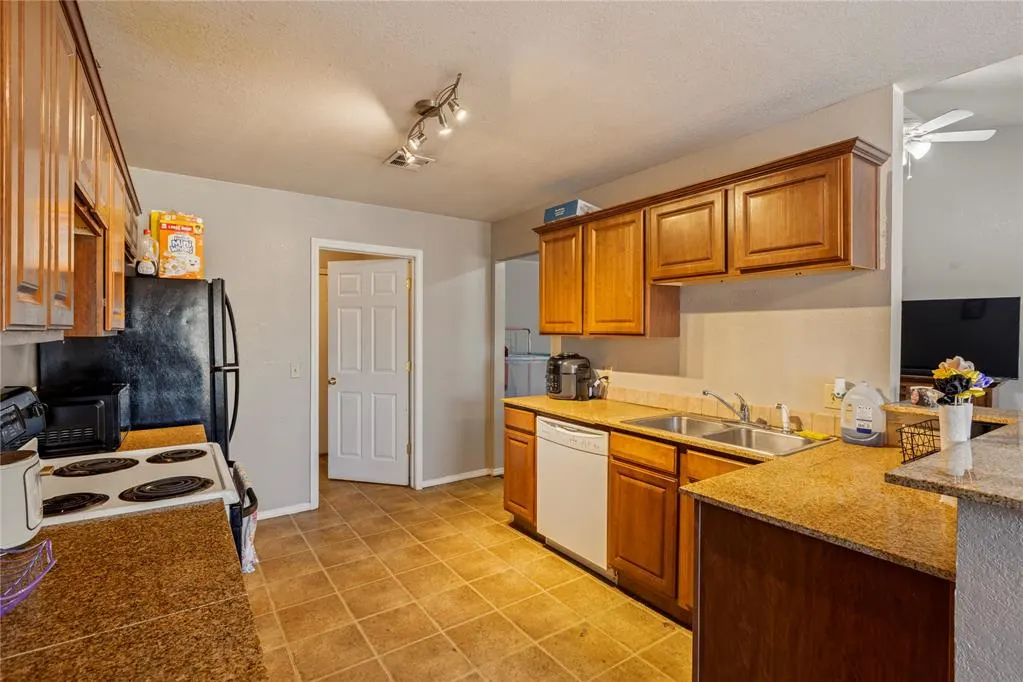 Photo 17 — 918 valleyview Road, Enid, OK 73701
