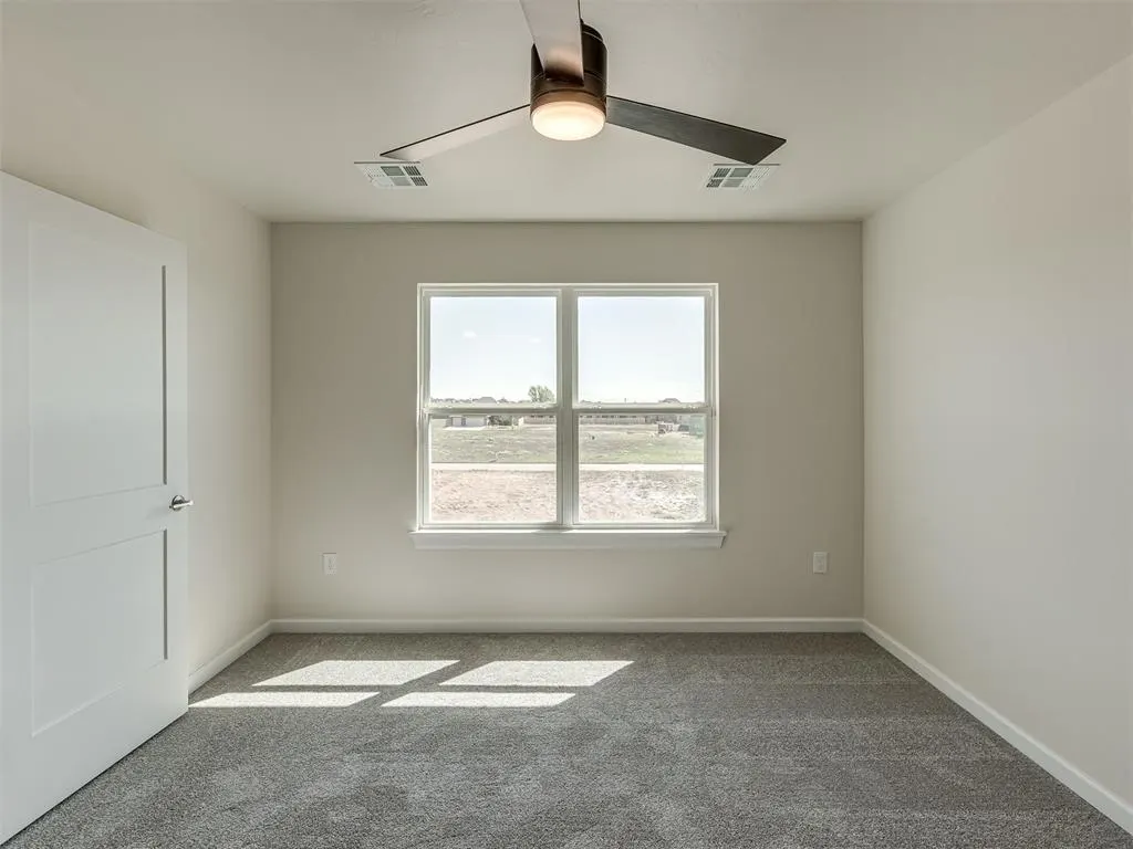 Photo 12 — 16020 Zamora Lane, Oklahoma City, OK 73170