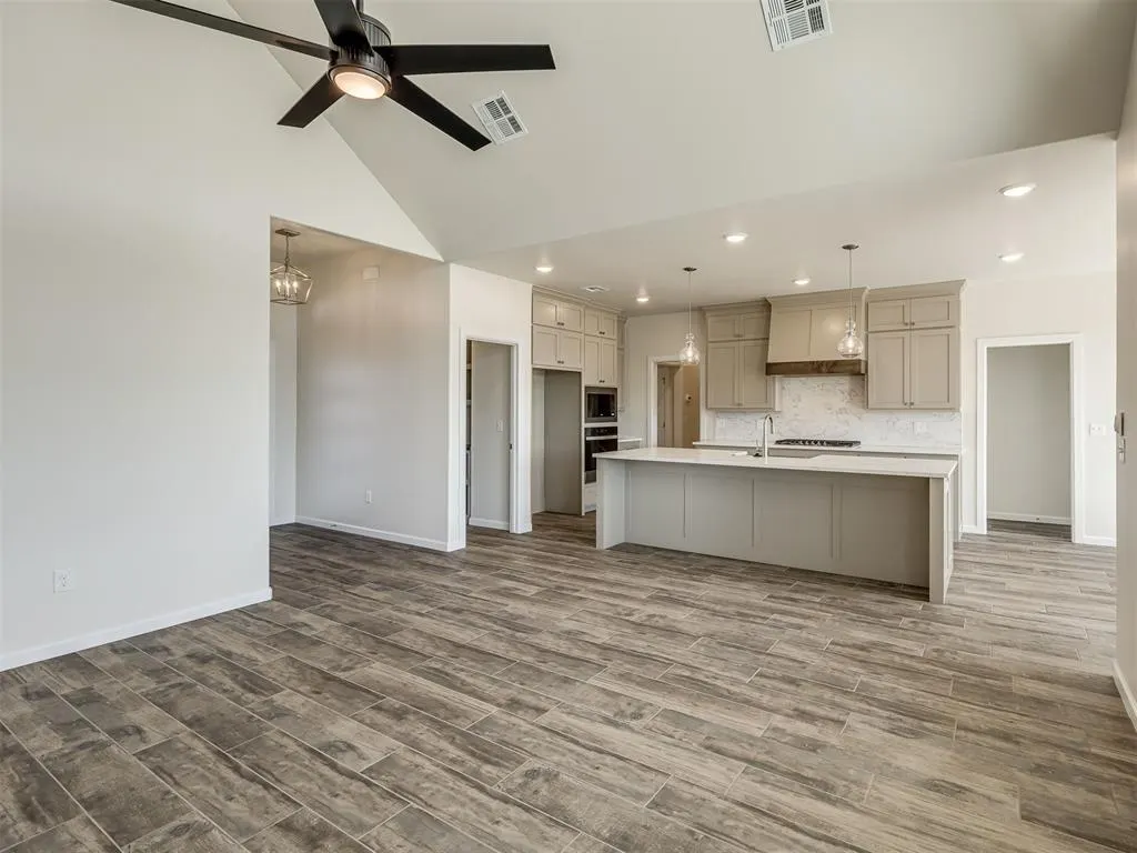 Photo 24 — 16020 Zamora Lane, Oklahoma City, OK 73170